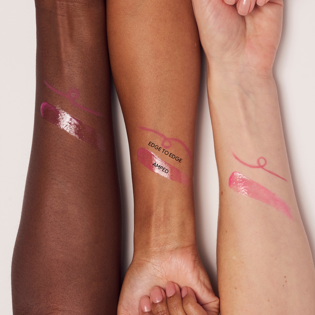 Anything's Glossable Lip Combo Kit <br><font color=#ff0000>שווי 225 ₪ </font>