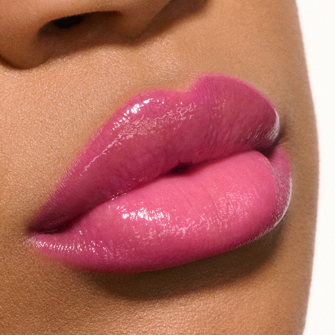 Anything's Glossable Lip Combo Kit <br><font color=#ff0000>שווי 225 ₪ </font>