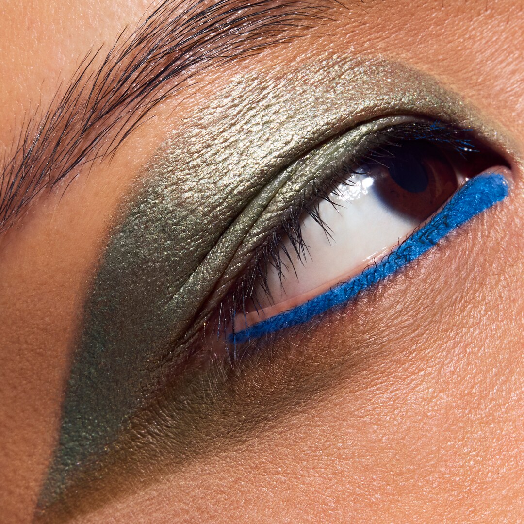 DAZZLESHADOW EYE SHADOW STICK DUO