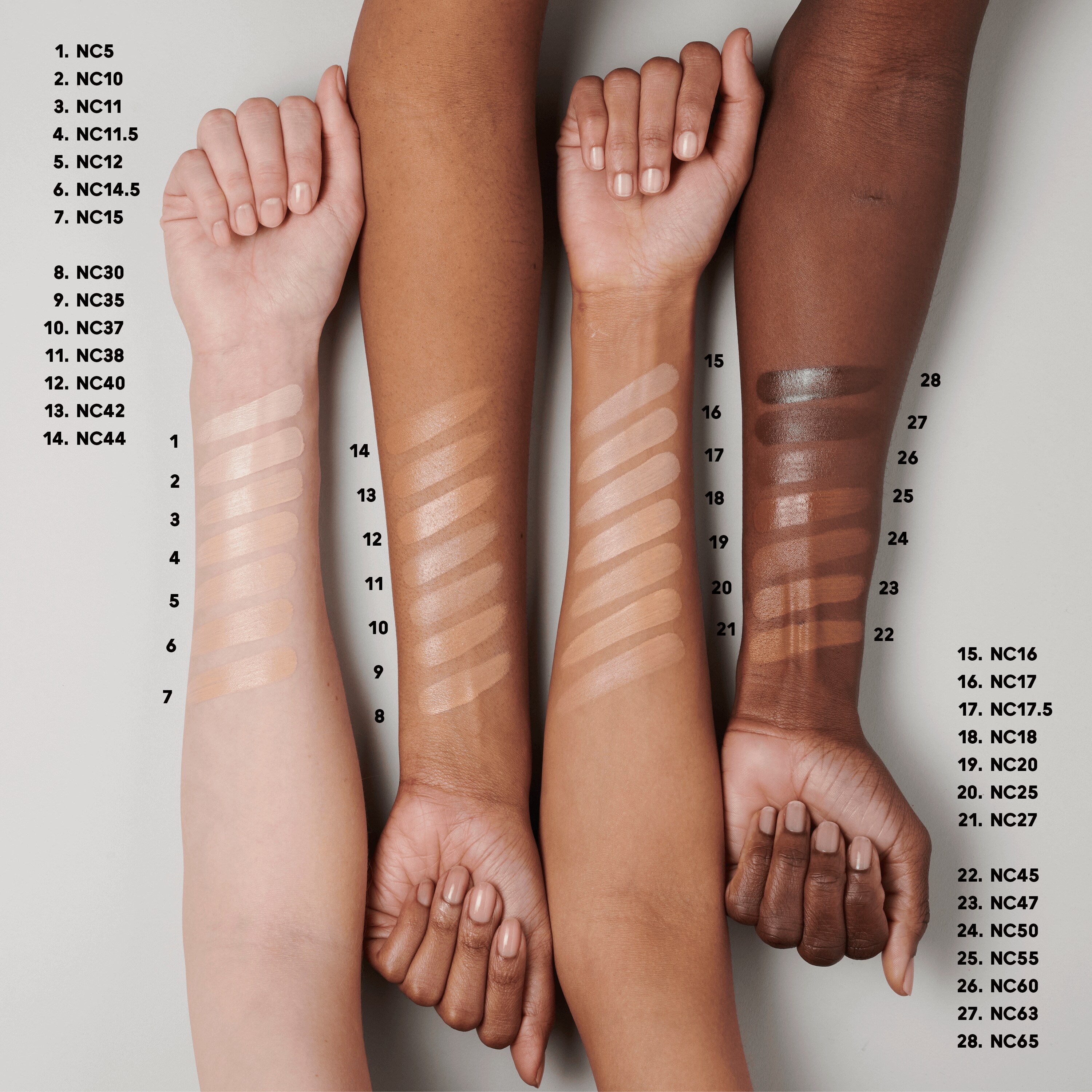 MAC スタジオラディアンスセラムファンデーション NC11 MAC スタジオラディアンスセラムファンデーション NC11 リキッド MAC