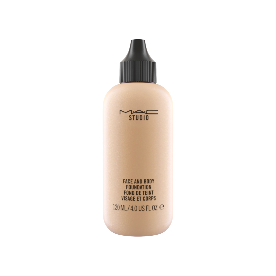 Base a Prueba de Agua M·A·C Studio Face and Body Foundation