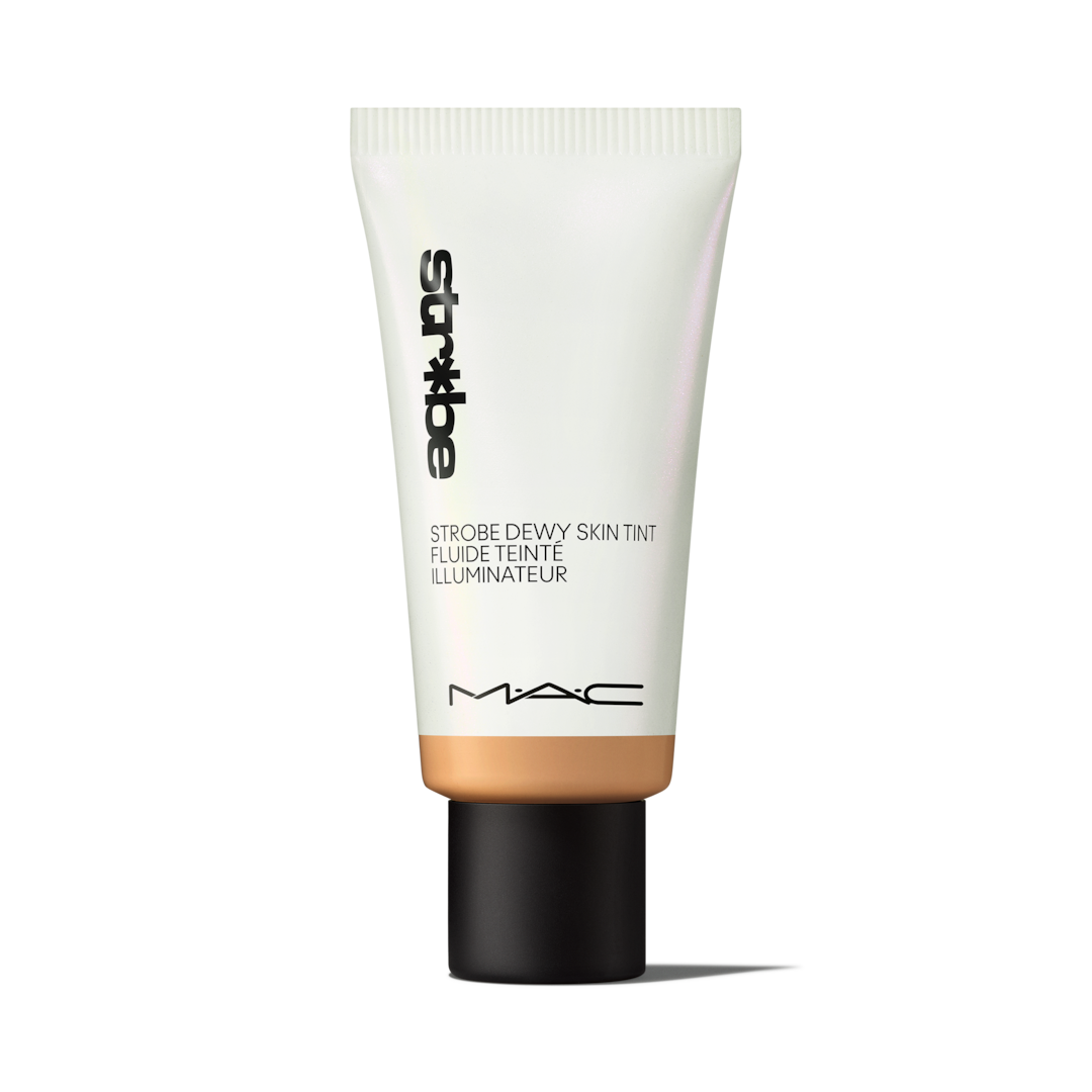 Crema con Color Strobe Dewy Skin Tint, Medium 3,