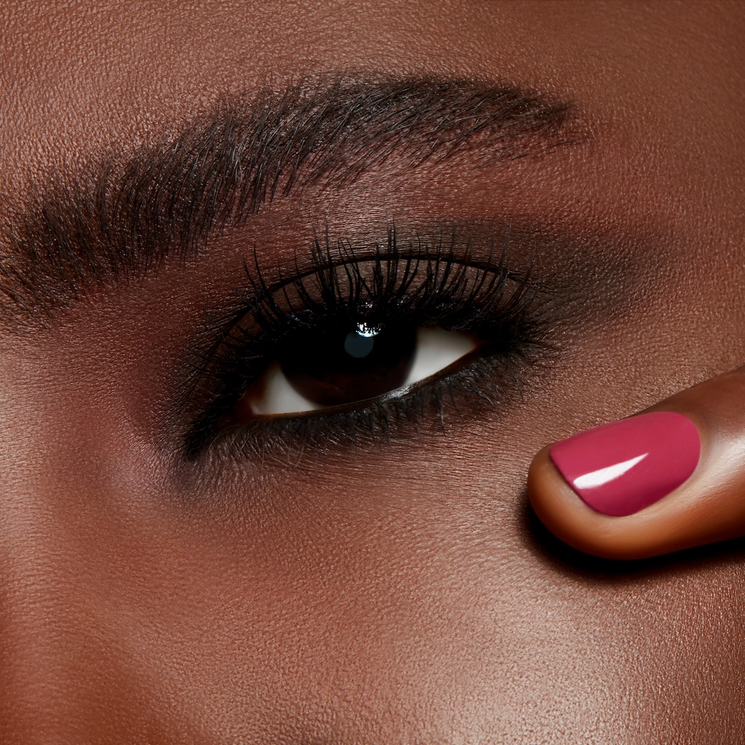 Sombra de ojos Matte Powder Kiss Soft Matte Eye Shadow Pro Palette, Give A Glam, 1.5 g / 0.05 oz