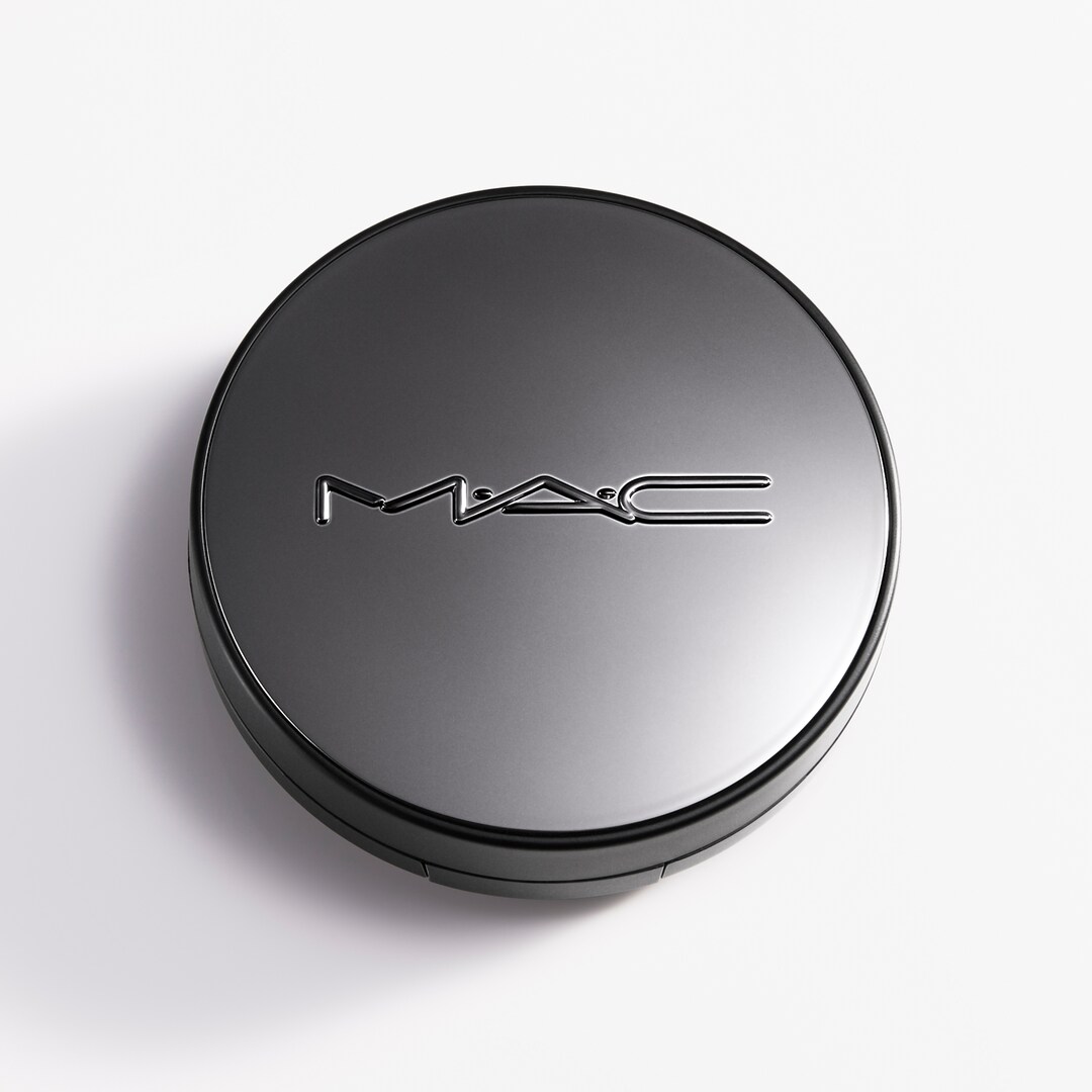 ファンデーション MAC STUDIO FIX LONGWEAR CUSHION NC25 MAC Studio Fix Powder Plus Foundation NC25 - Compact