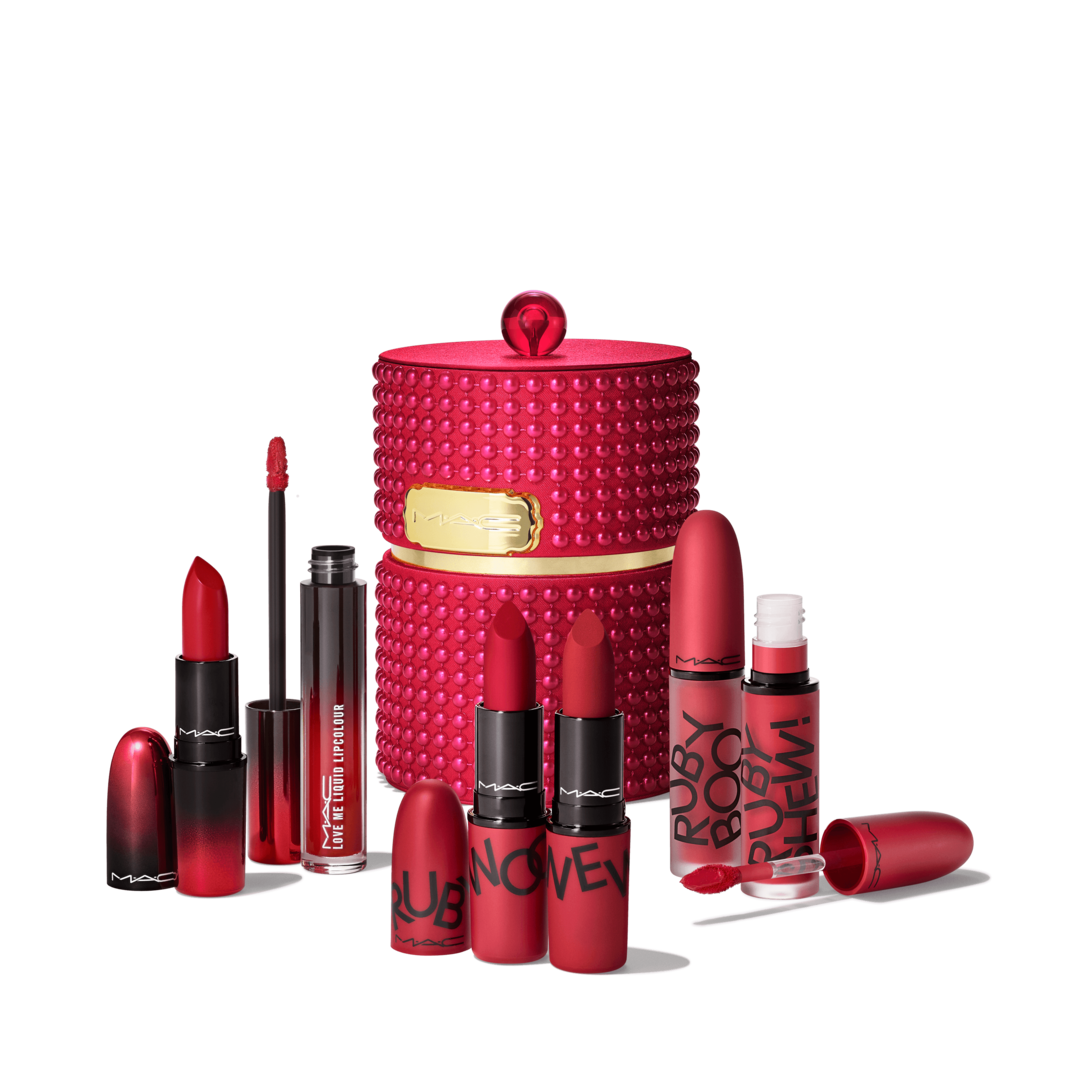 Ruby Woo’s Party Crew Vault (worth RM660)