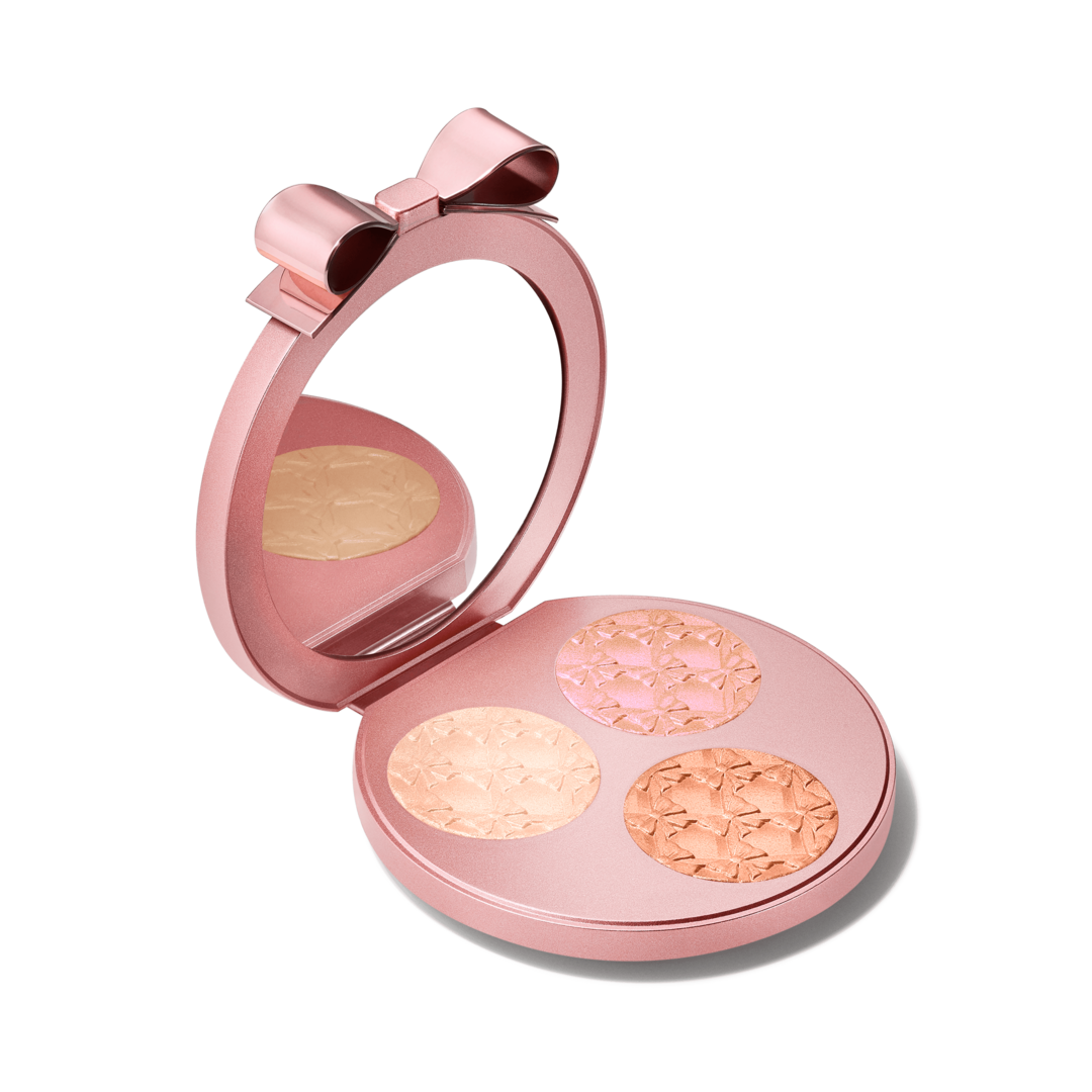 Effervescence Extra Dimension Face Compact