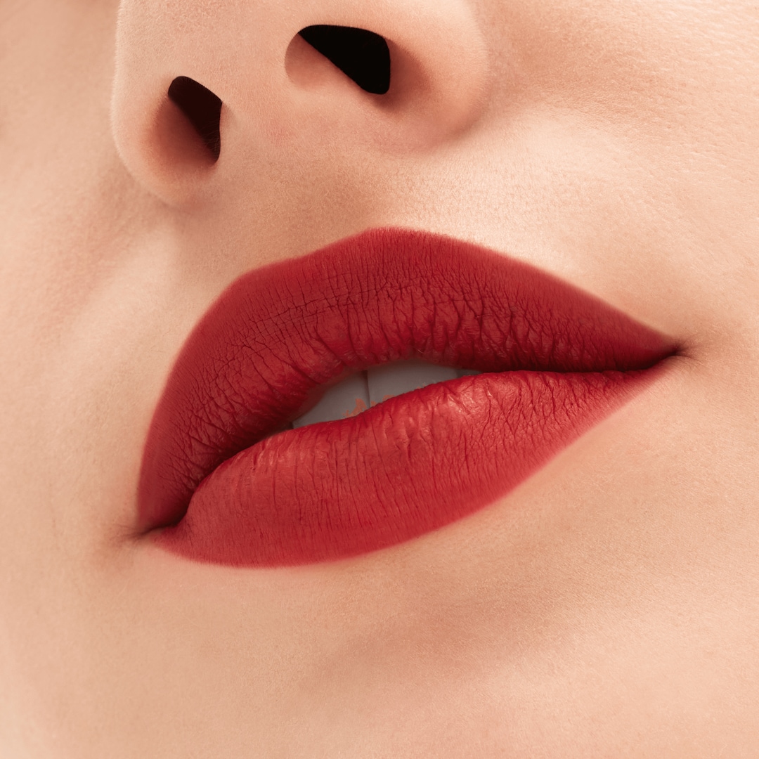 M·A·C Locked Kiss 24hr Lipstick, EXTRA CHILI, .06 oz / 1.8 g
