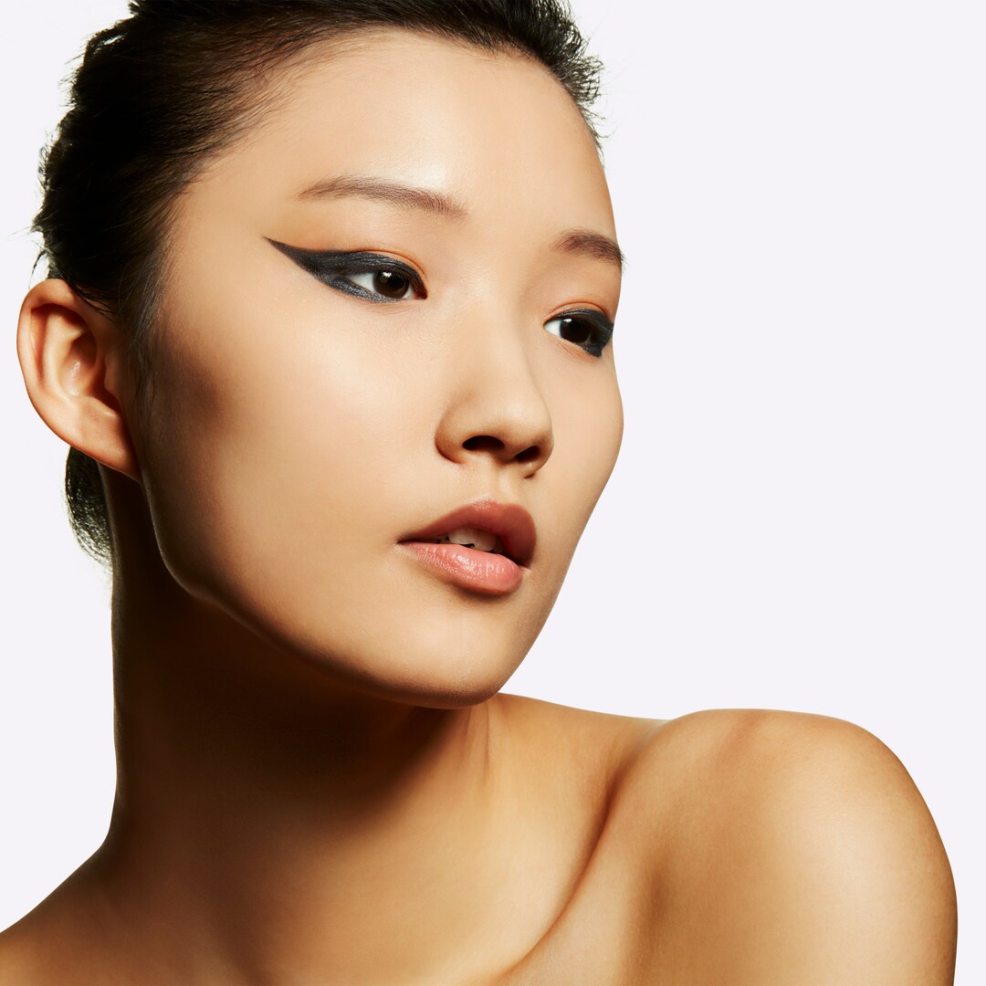 Рассыпчатая пудра для лица Studio Fix Perfecting Powder, Light Plus, 8 г