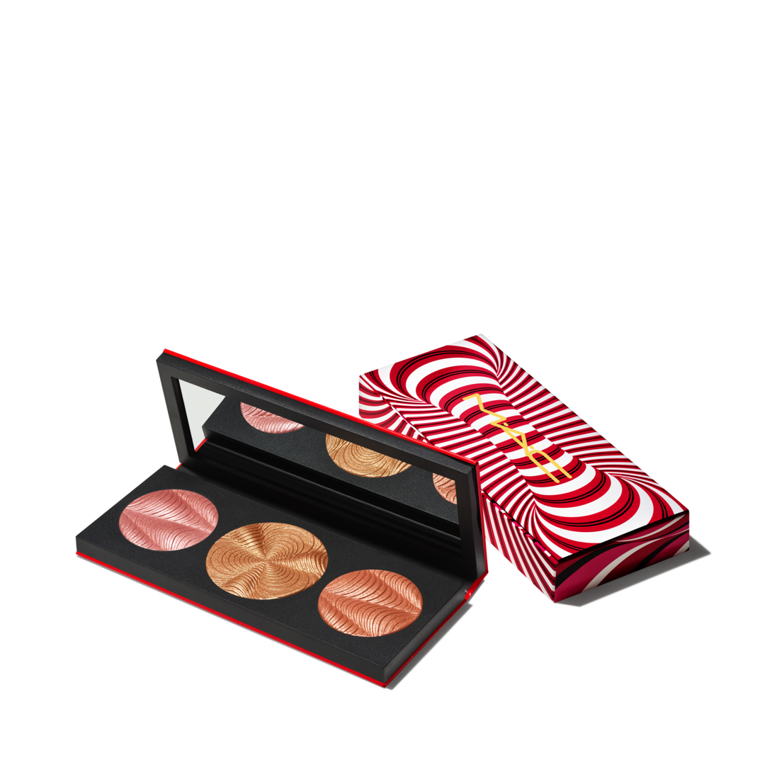STEP BRIGHT UP EXTRA DIMENSION SKINFINISH PALETTE, Medium/ Deep