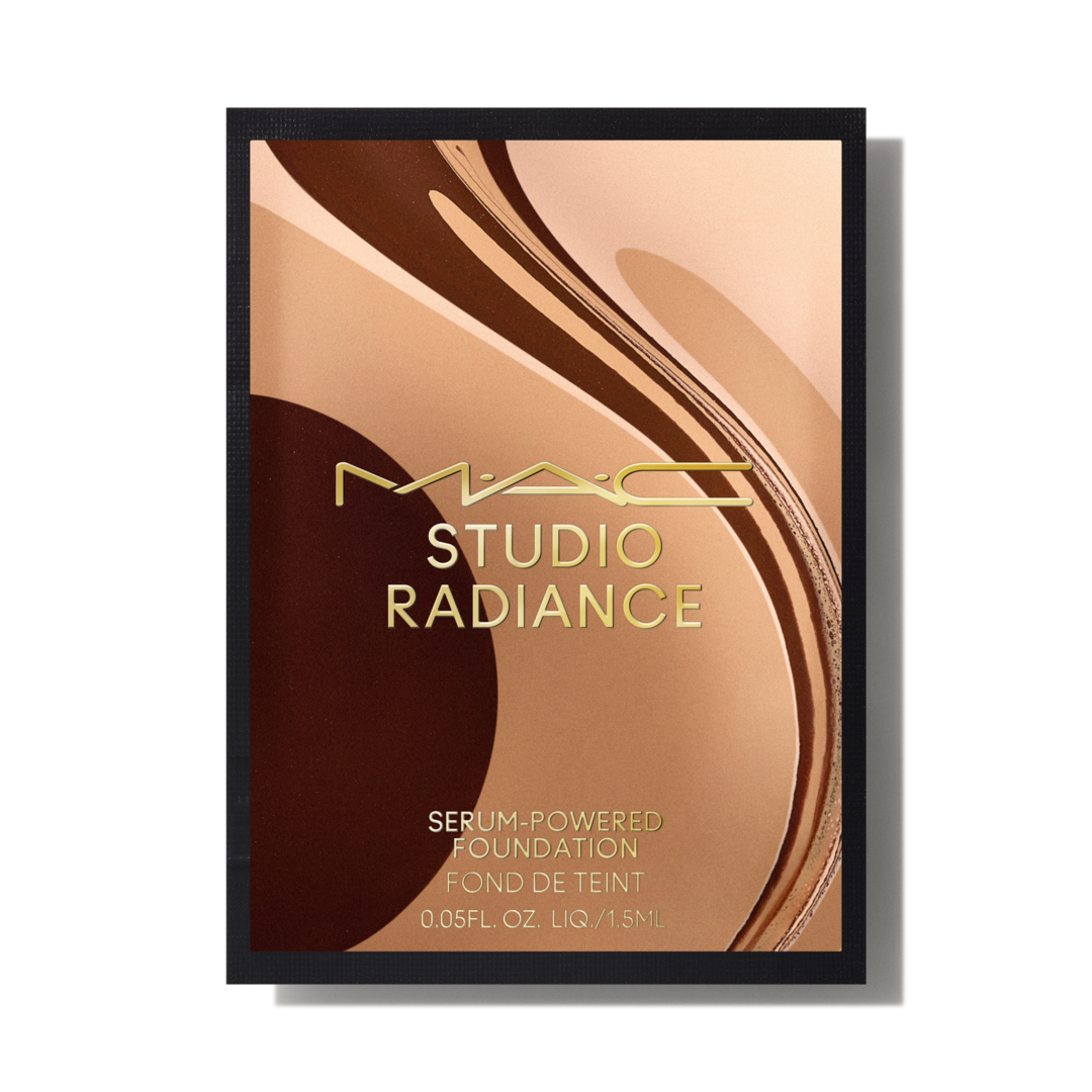 Studio Radiance SerumPowered Foundation Packette Sample