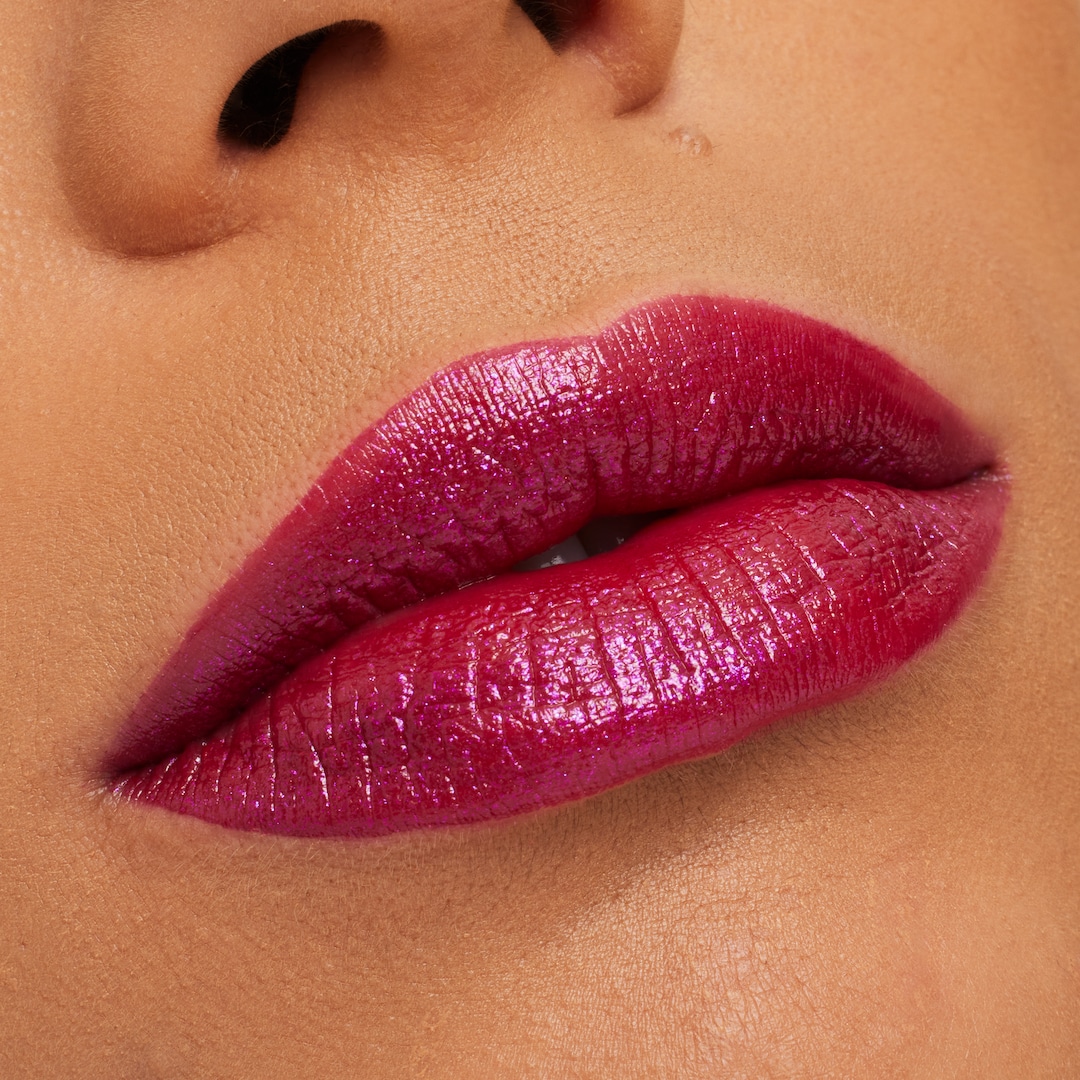 Frost Lipstick / Gift Of Gold 