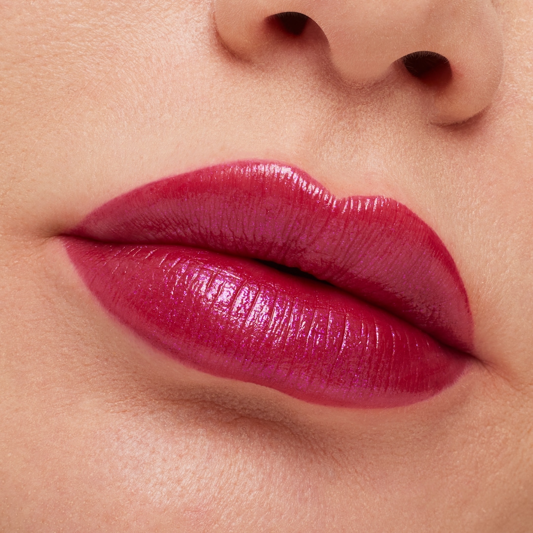 Frost Lipstick / Gift Of Gold 