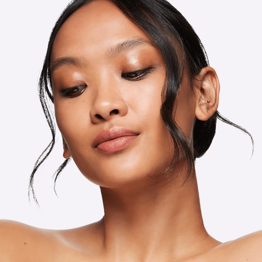 Cheers To Mocha 波緞泡泡節日限定系列-絨光豐盈唇組