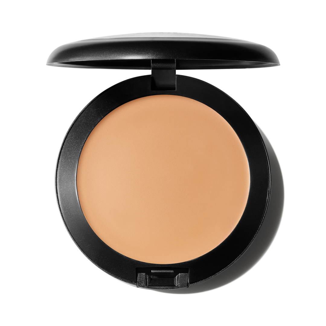  MAC Full Coverge Foundation x 12 Pro Palette - 1 oz / 30 g :  Beauty & Personal Care