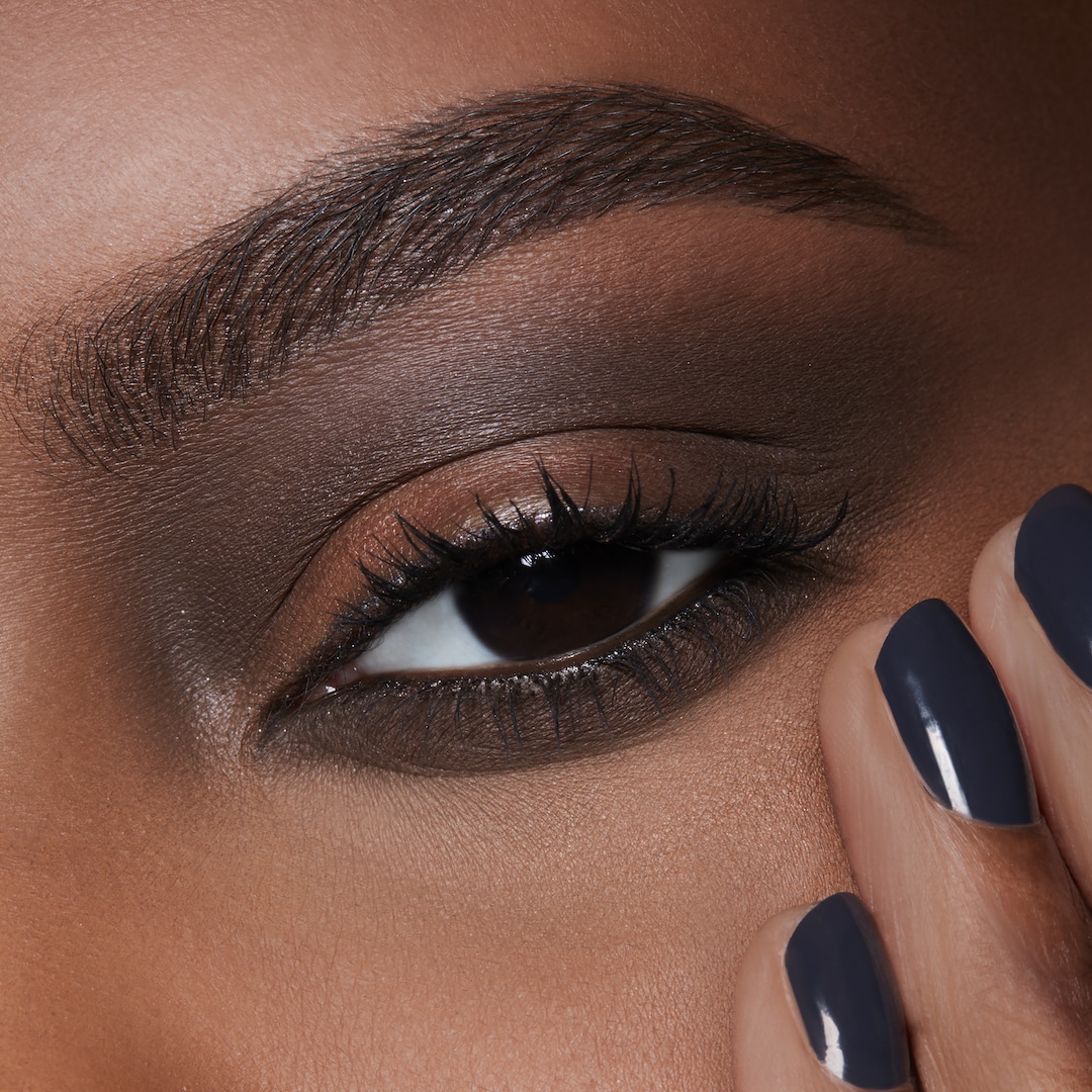 Single Eyeshadows | Omega, Shroom & More | MAC Cosmetics Single Eyeshadows | Omega, Shroom & More | MAC Cosmetics