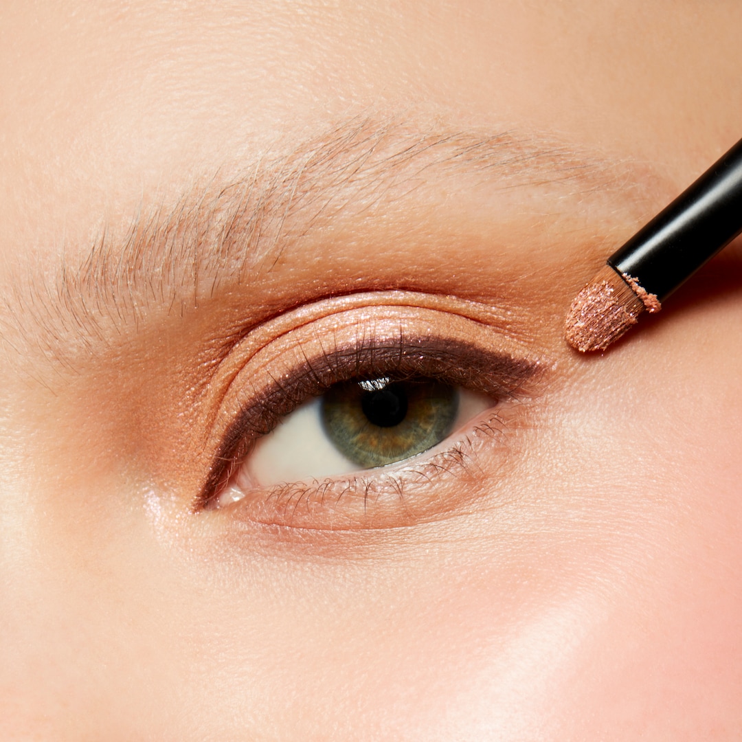 Dazzleshadow | MAC Cosmetics Dazzleshadow | MAC Cosmetics
