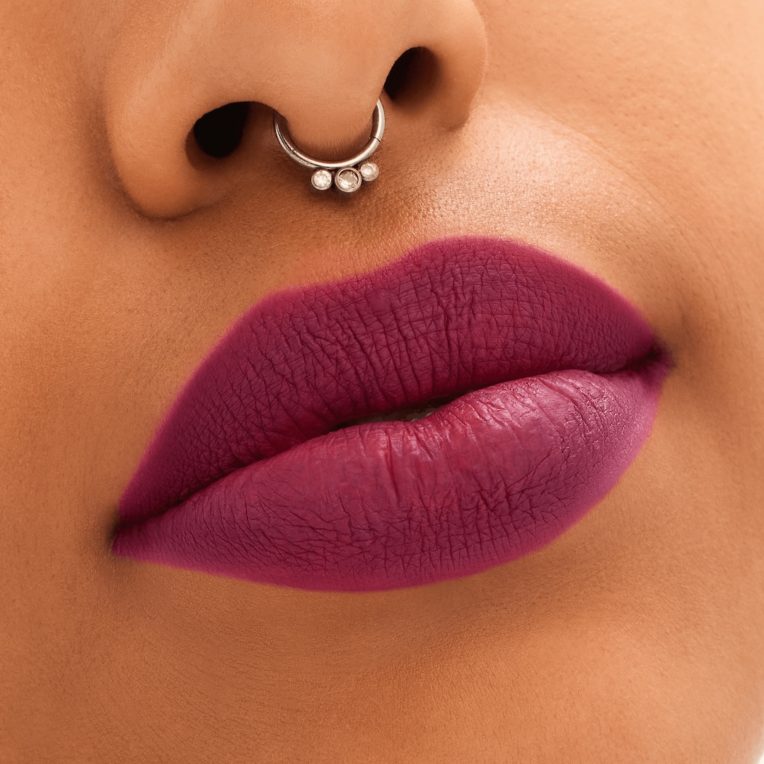 M·A·C Locked Kiss 24hr Lipstick, REIN, .06 oz / 1.8 g