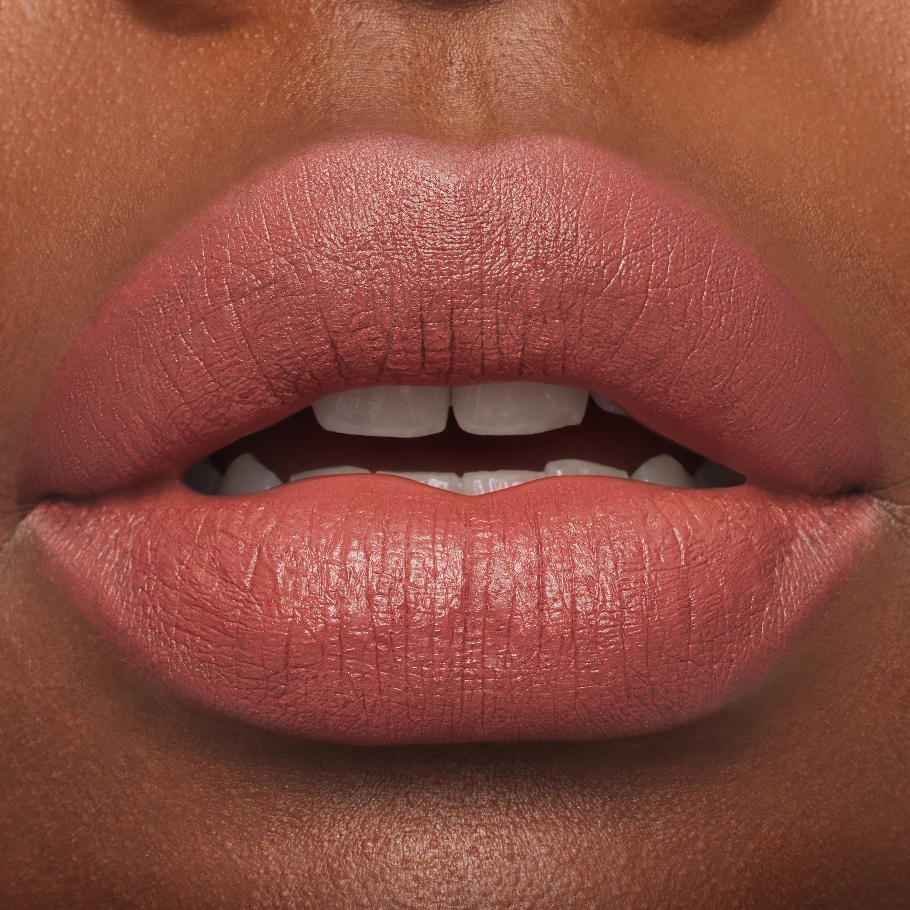 M·A·C M·A·Cximal Lipstick - Thumbnail 5