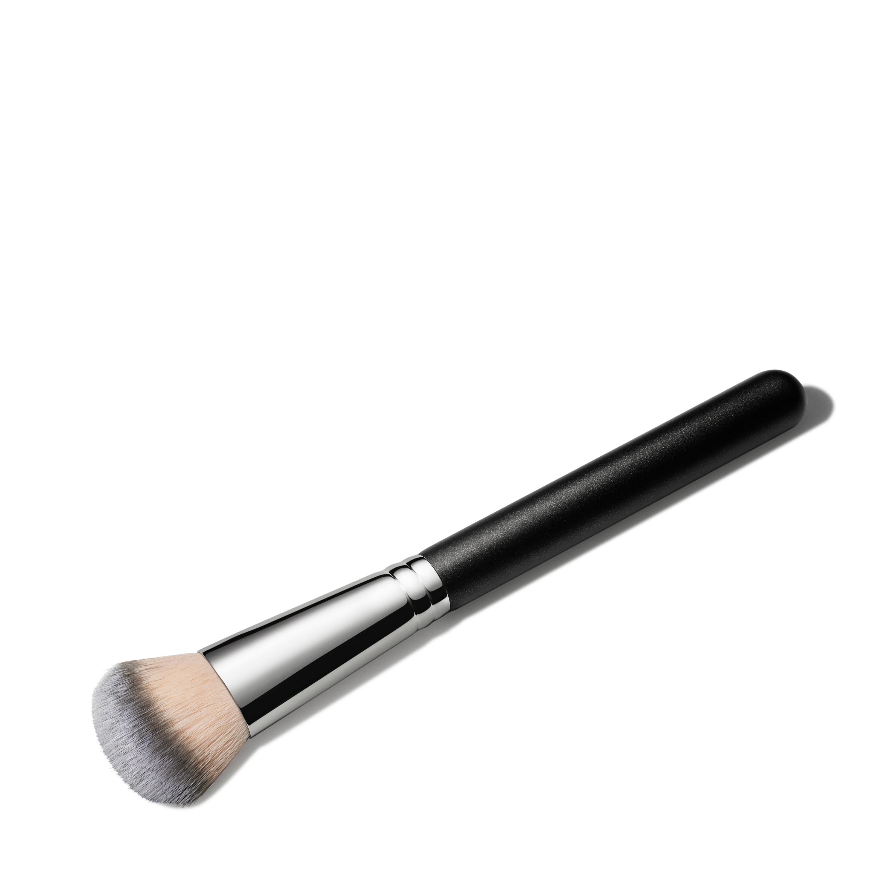 M·A·C Cheek Brush - Thumbnail 4