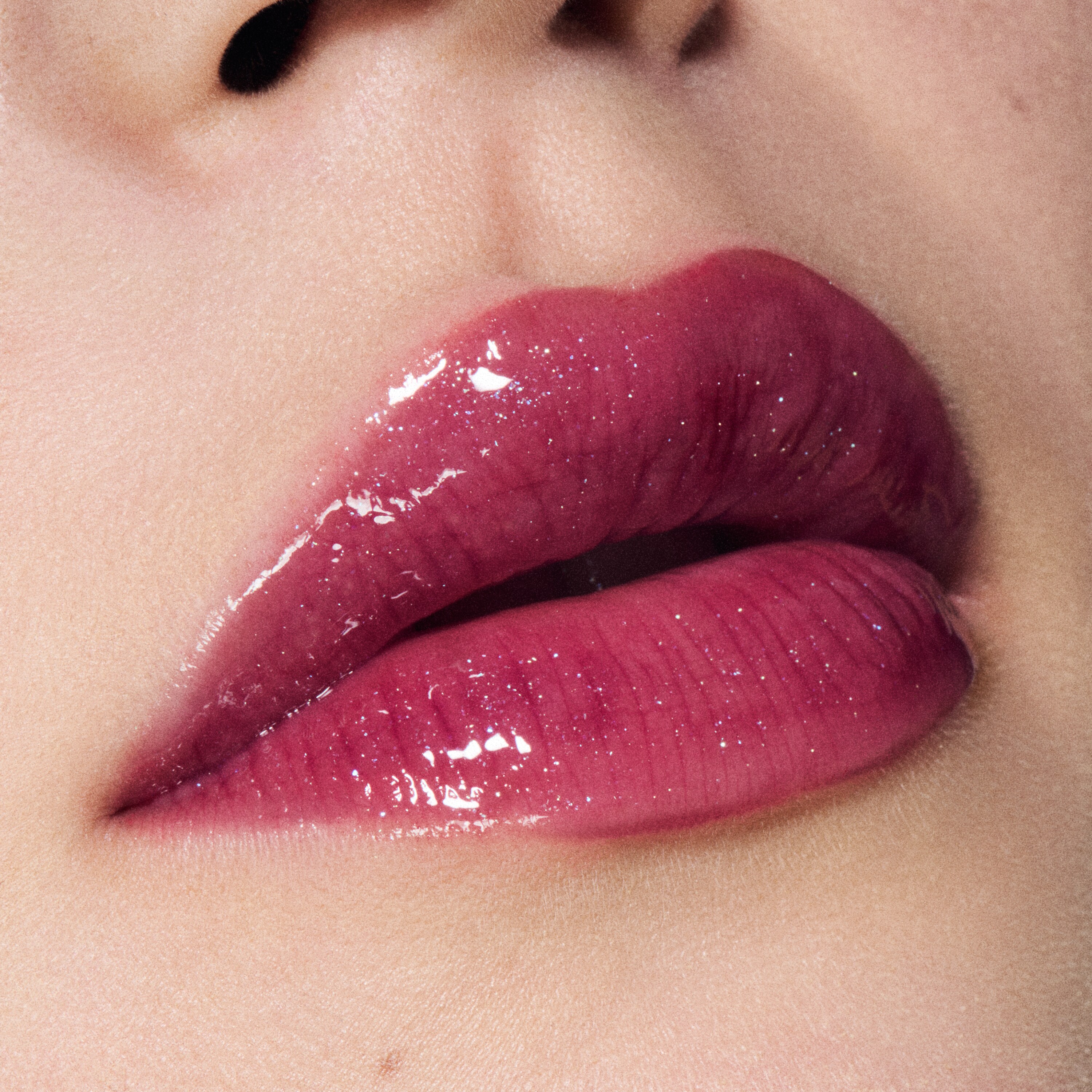 M·A·C Squirt Plumping Gloss Stick - Thumbnail 4