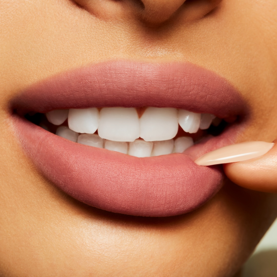 Powder Kiss Liquid Lipcolour 