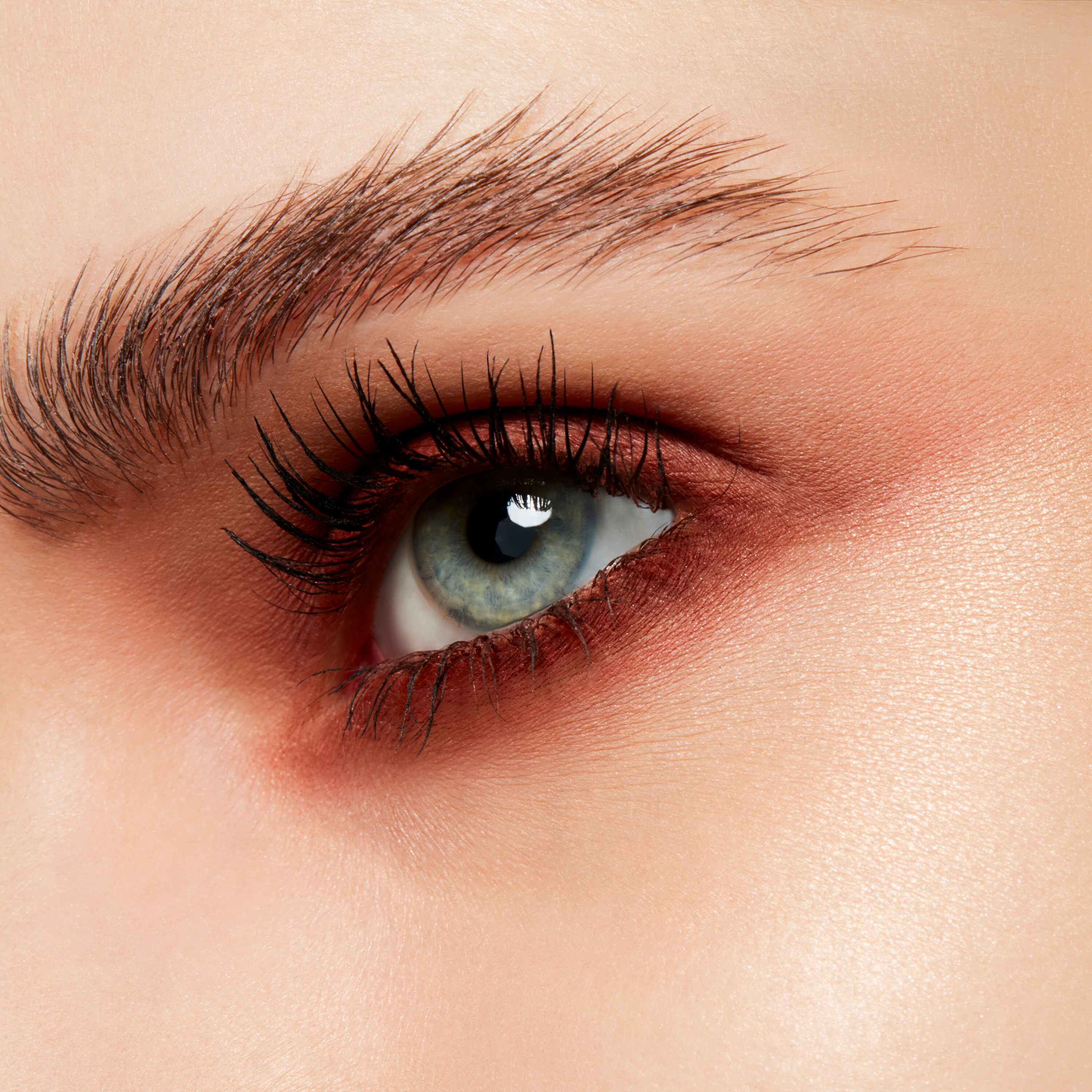 SMALL EYESHADOW PRO PALETTE – Hochpigmentiert, Wasserdicht – Zum Individuellen Befüllen