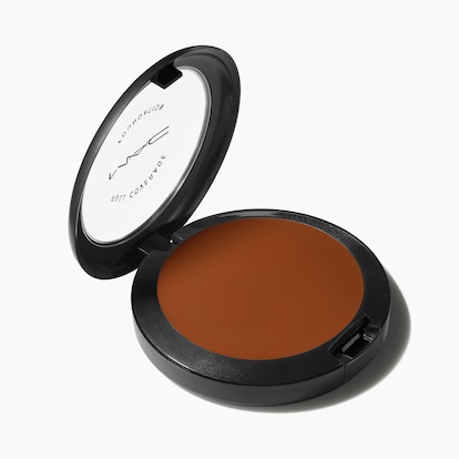 Full Coverage Foundation, 28.0 g, NW50, Product Shot