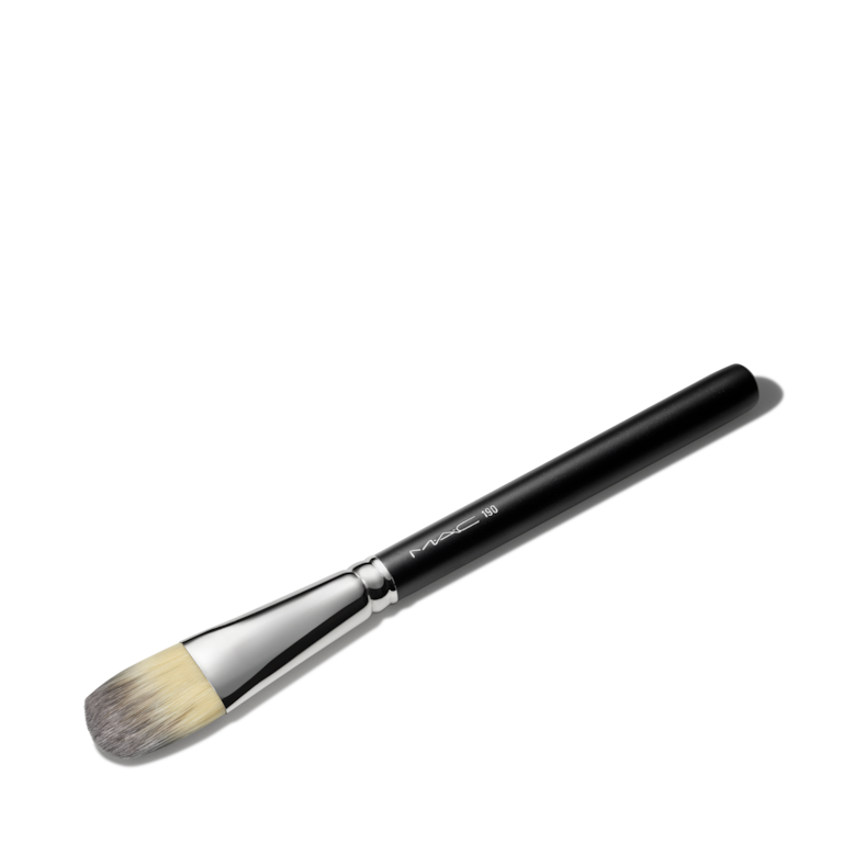 Lightful C190 Synthetic Foundation Brush, 19cm, Product Shot