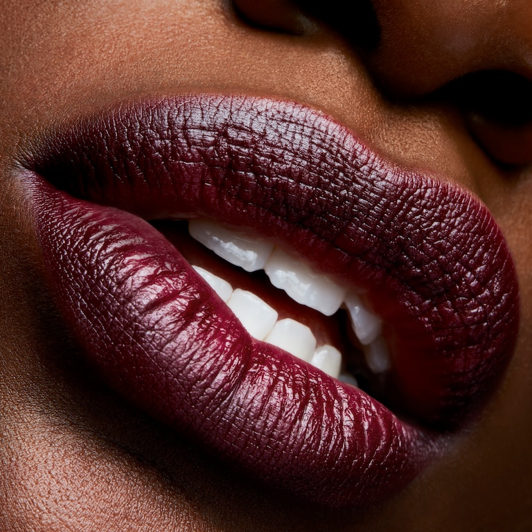 Satin Lipstick, 3.0 g, Media, Model, deep