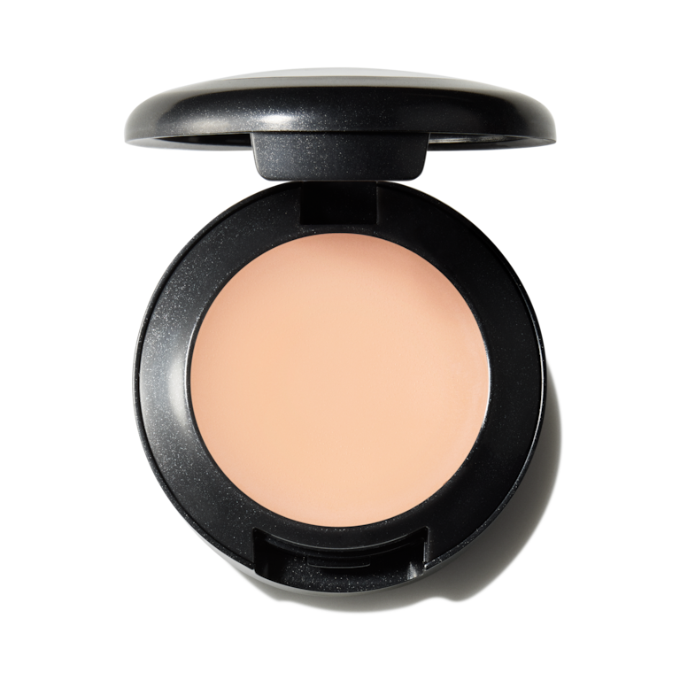 Studio Finish SPF 35 Concealer, 7.0 g, NW10, Product Shot