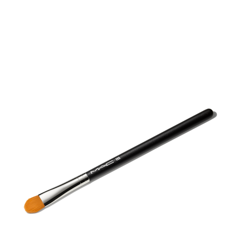 195 Synthetic Concealer Brush, Medium Plus, Product Shot