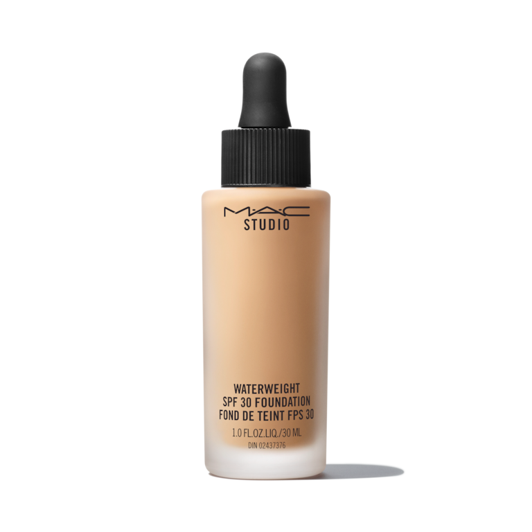 Studio Waterweight Foundation, NC35, NC35, 30ml, Product Shot