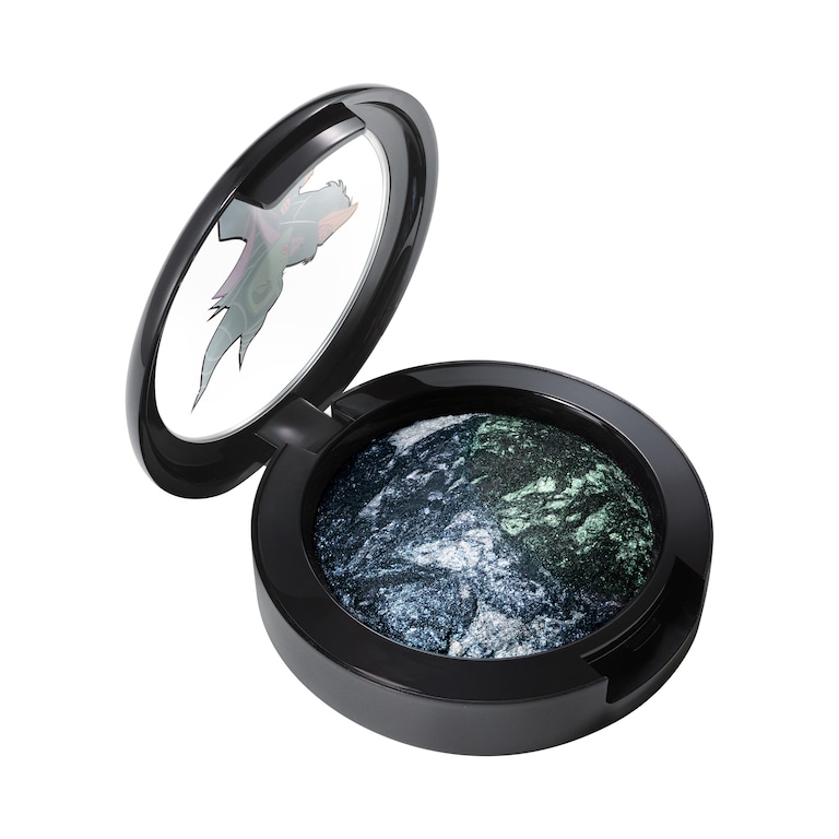 Mineralize Eye Shadow Duo / M·A·C 40 Disney Favourites in She Who Dares, She Who Dares, 3.2g, Multiple Skin Tone