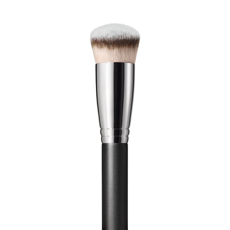 STUDIO TECH170 Synthetic Rounded Slant Brush, Instablack, Product Shot