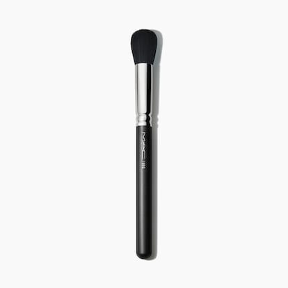 109 Synthetic Small Contour Brush, Product Shot