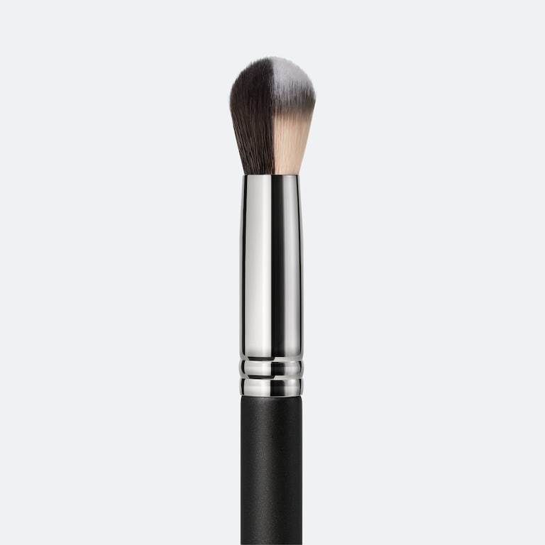 128 Synthetic Split Fibre Cheek Brush, 19cm, Product Shot