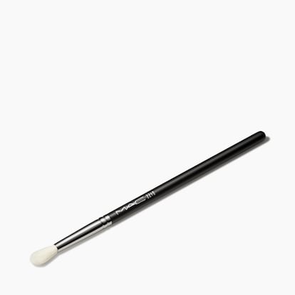 221 Synthetic Mini Tapered Blending Brush, Product Shot