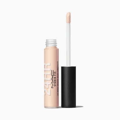 Studio Fix 24-Hour Smooth Wear Concealer, 7.0 ml, NW10, Product Shot