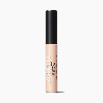 Studio Fix 24-Hour Smooth Wear Concealer, 7.0 ml, NW10, Product Shot