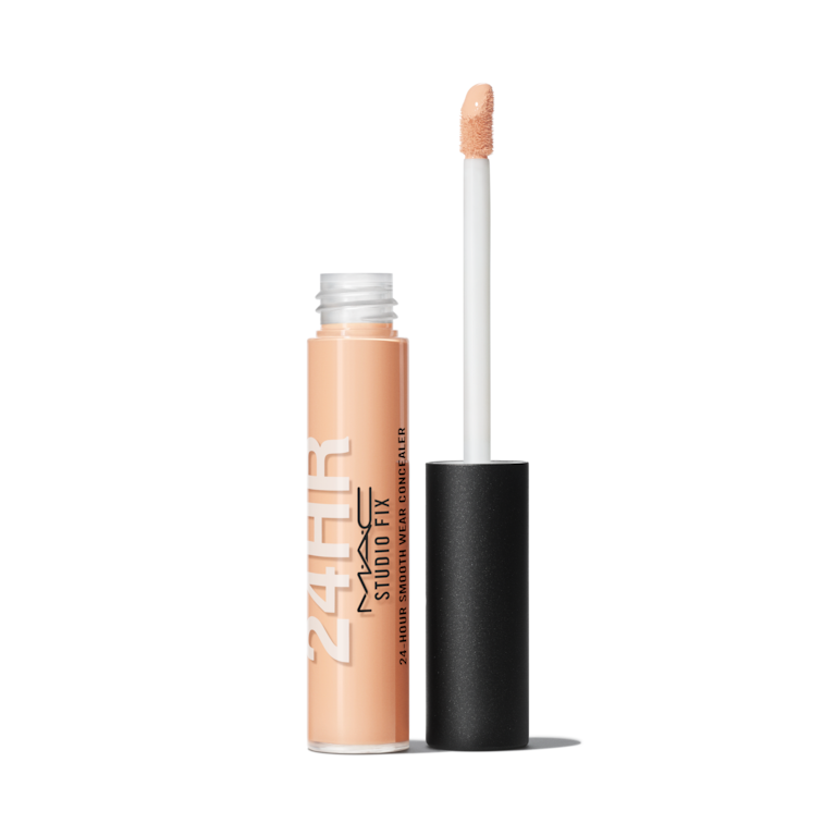 Studio Fix 24-Hour Smooth Wear Concealer, 7.0 ml, NW24, Product Shot