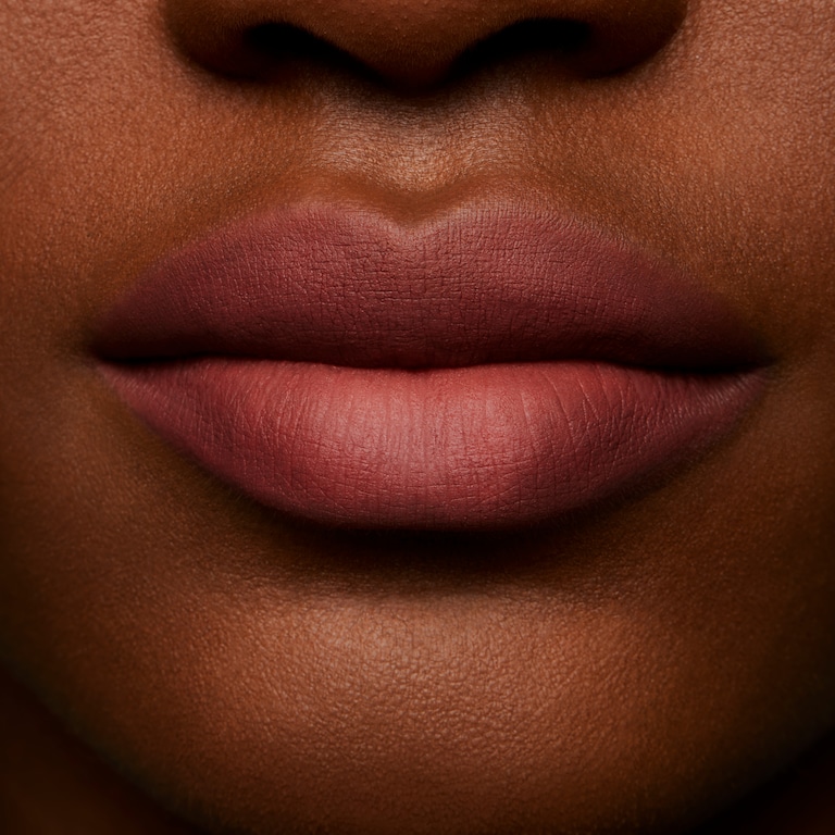 Powder Kiss Liquid Lipcolour, 5.0 ml, Over The Taupe, Model, deep
