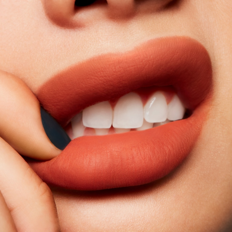 Powder Kiss Liquid Lipcolour, 5.0 ml, Sorry Not Sorry, Model, light