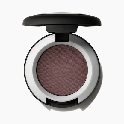 Powder Kiss Eyeshadow, 1.5 g, Give A Glam, Product Shot