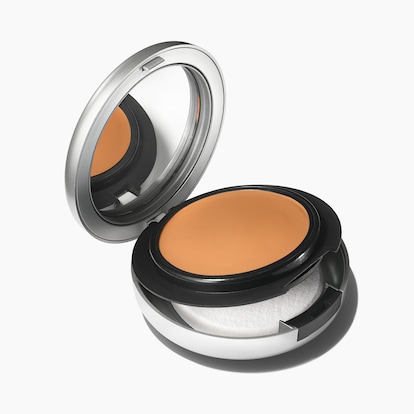 Studio Fix Tech Cream-To-Powder Foundation, 10.0 g, NC42, Product Shot