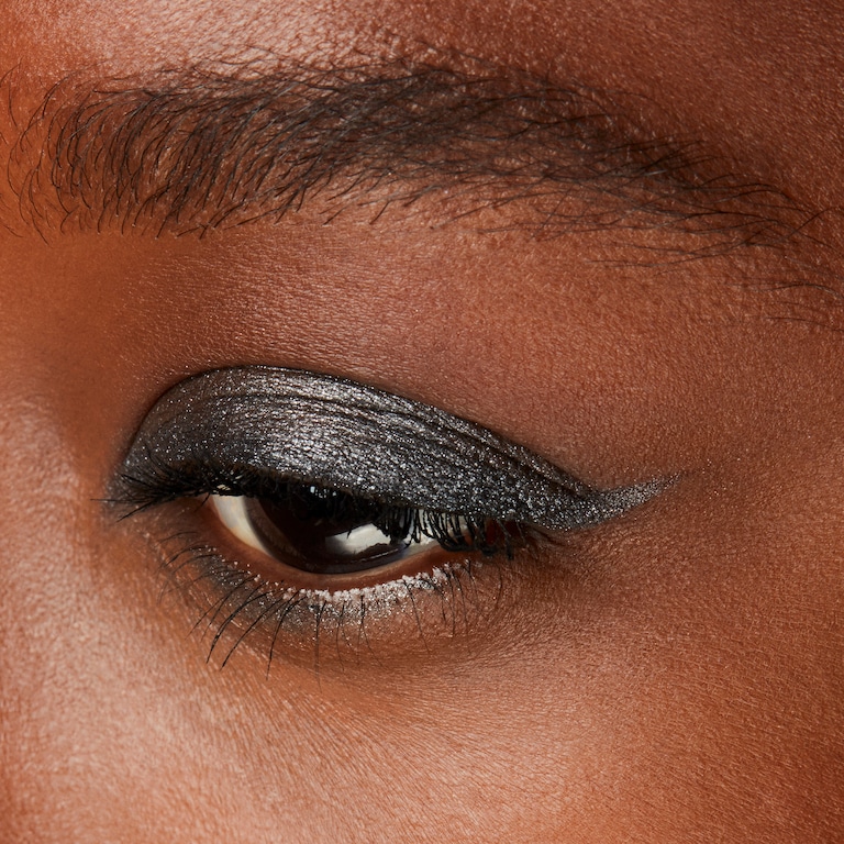 M·A·C Colour Excess Gel Pencil Eye Liner, 0.35 g, Isn't It Iron-ic?, Model, deep