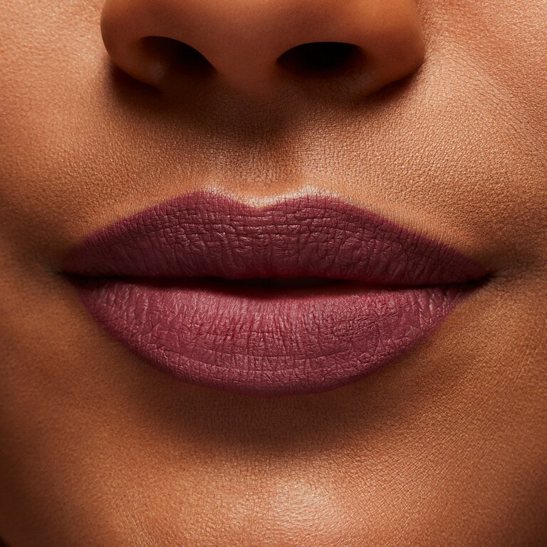 M·A·C Locked Kiss M·A·C Locked Kiss Liquid Lipcolour, Vixen, 4ml, Model, Deep Skin Tone