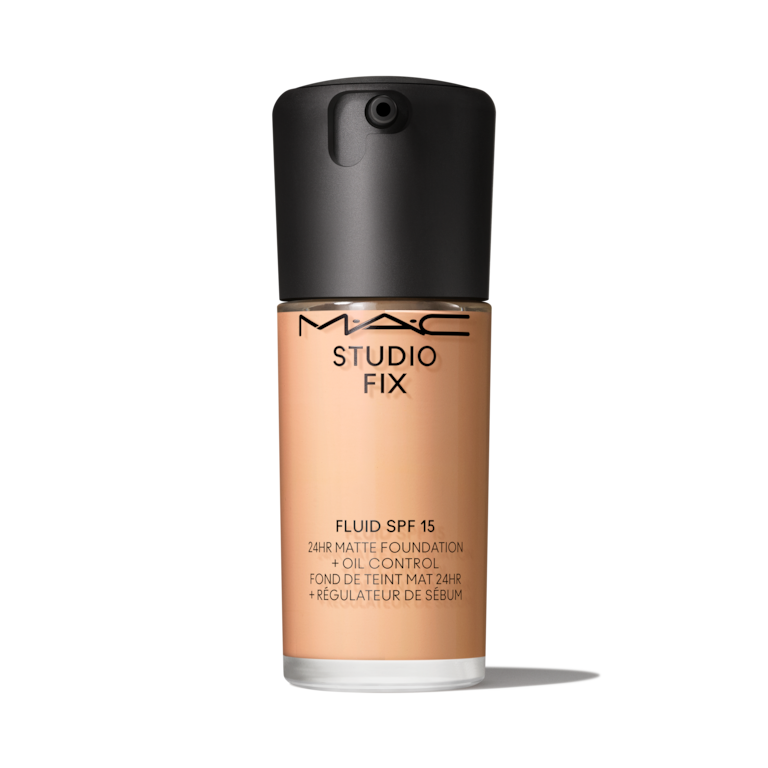 Studio Fix Fluid SPF 15 24hr Matte Foundation + Oil Control, N6.5, 30ml, Product Shot