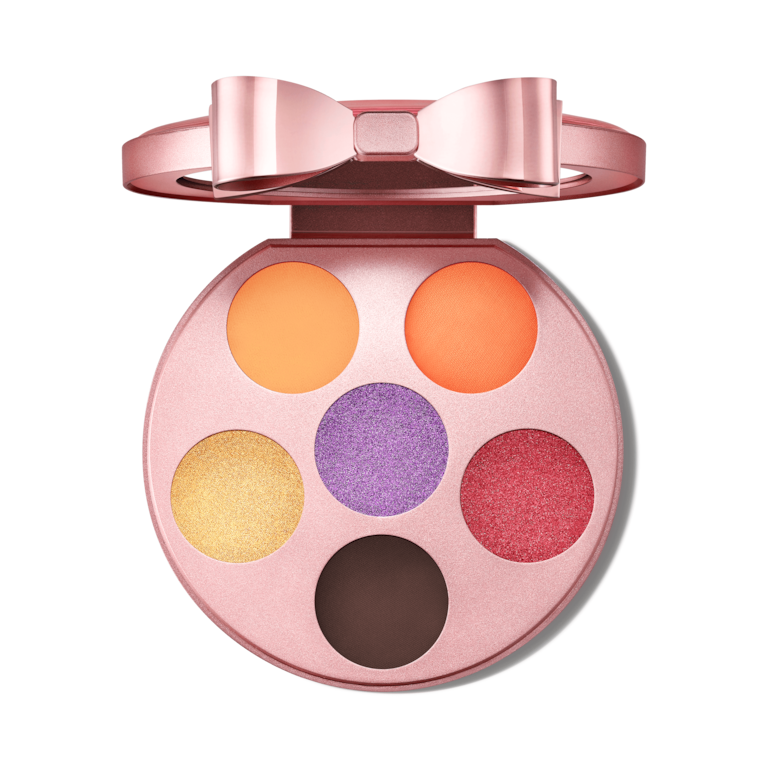 MAC BUBBLES & BOWSEye Love Surprises Eye Shadow Palette, 8.4g, Product Shot