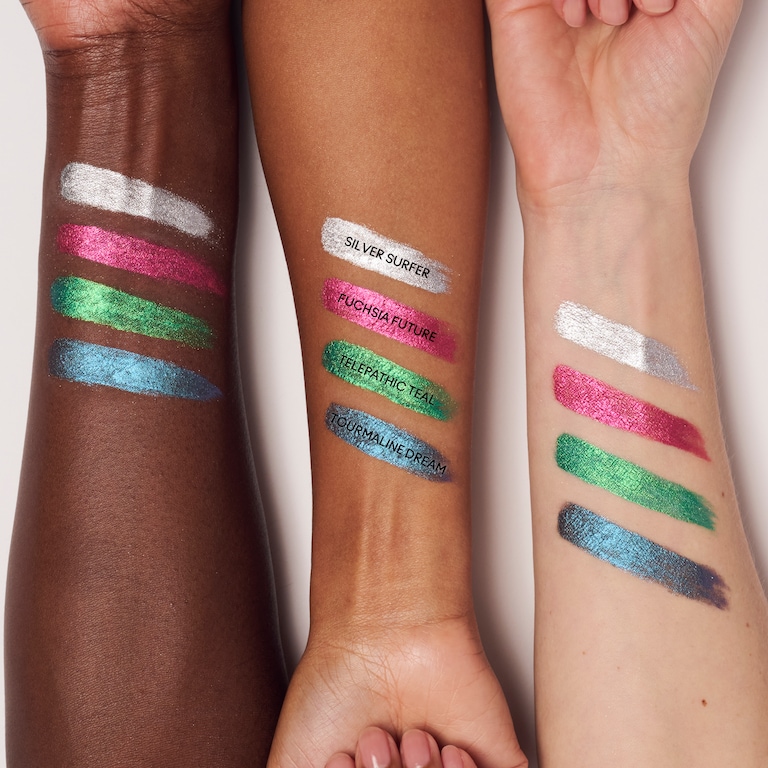 Dazzleshadow Liquid Eye Shadow, 4.0 ml, Silver Surfer, Model, multiple
