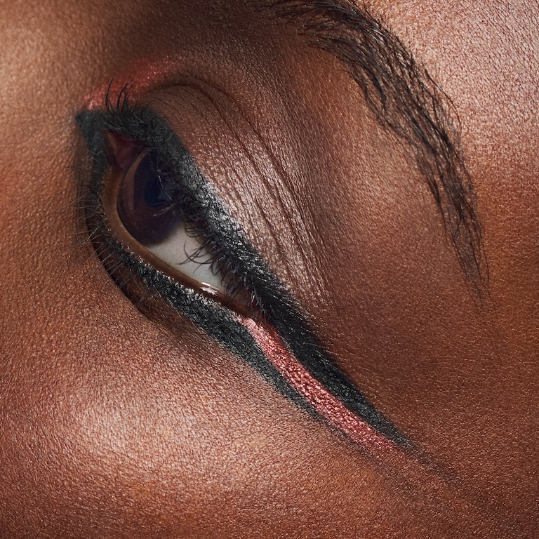 Jumbo Kajal Eye Liner / Nocturna Collection, 1.2 g, Extreme Black, Model, deep